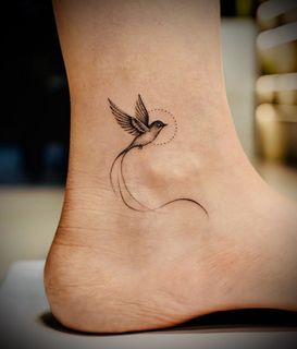 Kriti Sanon feet photo thumbnail