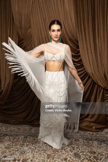 Kriti Sanon feet photo 18
