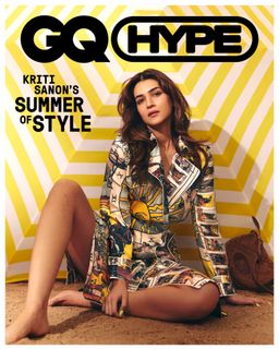 Kriti Sanon feet photo 15