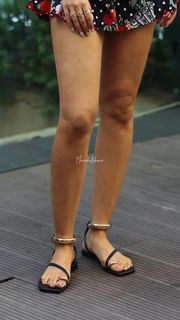 Kriti Sanon feet photo 13
