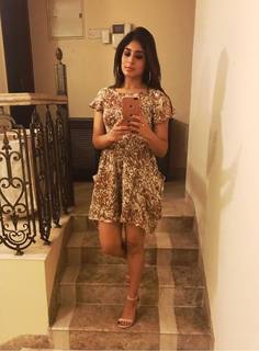 Kritika Kamra feet photo 3