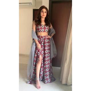 Kritika Kamra feet photo 13