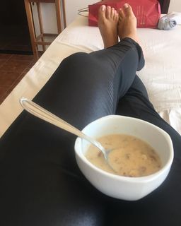 Kritika Kamra feet photo 4