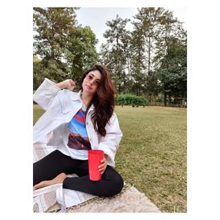 Kritika Kamra feet photo 15