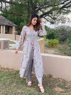 Kritika Kamra feet photo 15