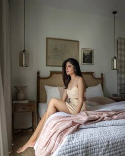 Kritika Kamra feet photo 2