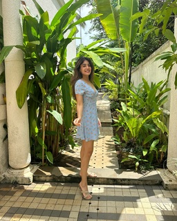 Kritika Kamra feet photo 18