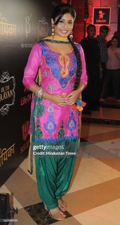 Kritika Kamra feet photo 15