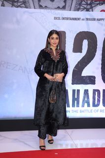 Kritika Kamra feet photo 2