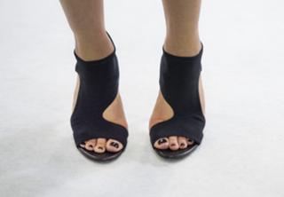 Kronprinsessan Victoria feet photo 8