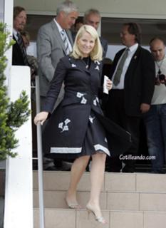 Kronprinsesse Mette Marit feet photo 18