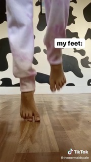 Krutika Singh feet photo 11