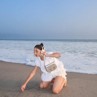Krutika Singh feet photo 1