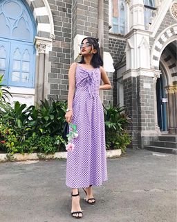 Krutika Singh feet photo 4