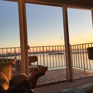 Krystal Ball feet photo thumbnail