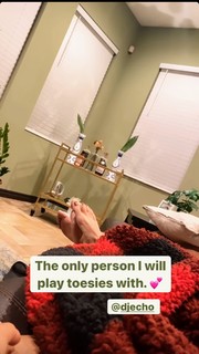 Krystal Bee feet photo 2