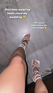 Krystal Bee feet photo 11