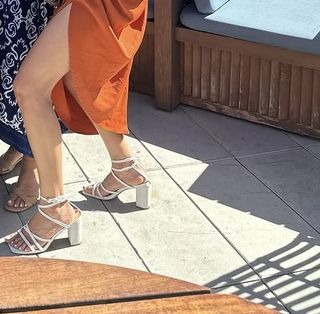 Krystal Bee feet photo 10