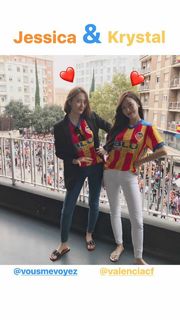 Krystal Jung feet photo thumbnail