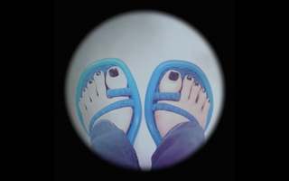 Krystal Jung feet photo thumbnail