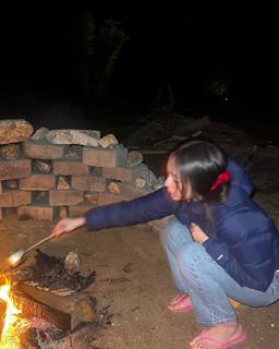 Krystal Jung feet photo thumbnail