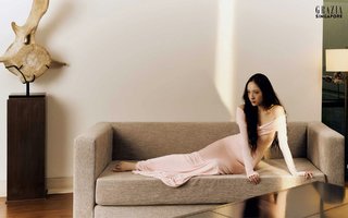 Krystal Jung feet photo thumbnail