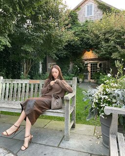 Krystal Jung feet photo thumbnail