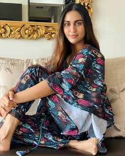 Krystel D'Souza feet photo 14