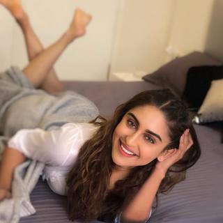 Krystel D'Souza feet photo 2