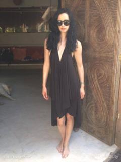 Krysten Ritter feet photo thumbnail