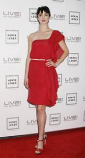 Krysten Ritter feet photo thumbnail