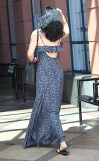 Krysten Ritter feet photo thumbnail