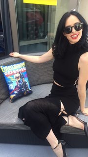Krysten Ritter feet photo thumbnail