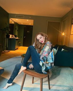 Ksenia Solo feet photo thumbnail