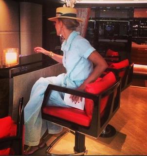 Kseniya Sobchak feet photo thumbnail