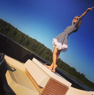 Kseniya Sobchak feet photo thumbnail