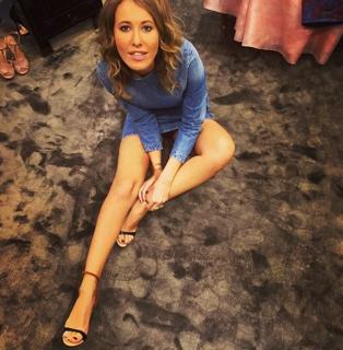 Kseniya Sobchak feet photo thumbnail