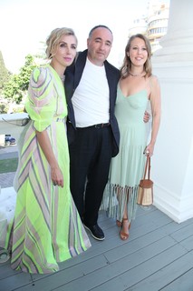 Kseniya Sobchak feet photo thumbnail