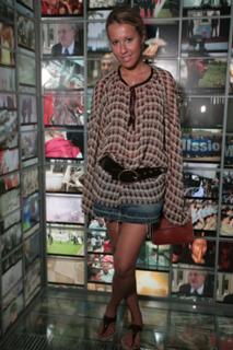 Kseniya Sobchak feet photo thumbnail