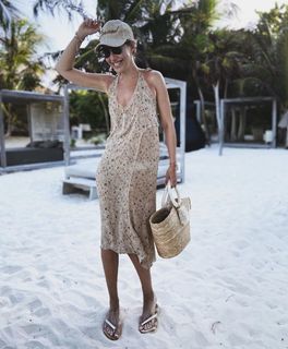 Kseniya Sobchak feet photo thumbnail