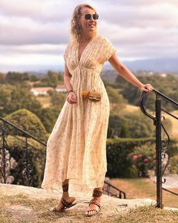 Kseniya Sobchak feet photo thumbnail