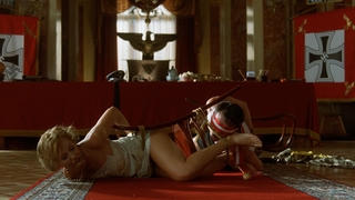 Kseniya Sobchak feet photo thumbnail