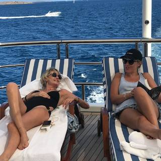 Kseniya Sobchak feet photo thumbnail