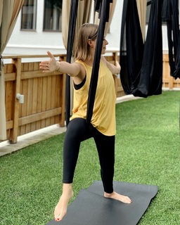 Kseniya Sobchak feet photo thumbnail