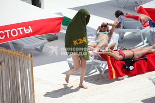 Kseniya Sobchak feet photo thumbnail