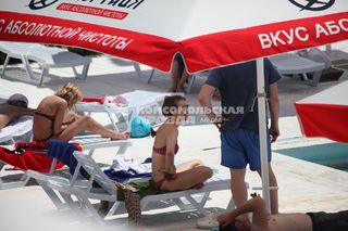 Kseniya Sobchak feet photo thumbnail