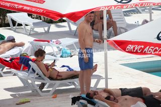 Kseniya Sobchak feet photo thumbnail