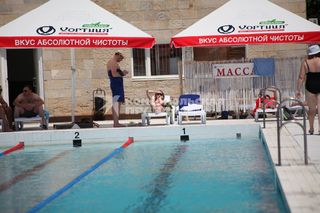 Kseniya Sobchak feet photo thumbnail