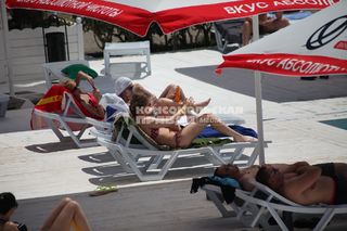 Kseniya Sobchak feet photo thumbnail