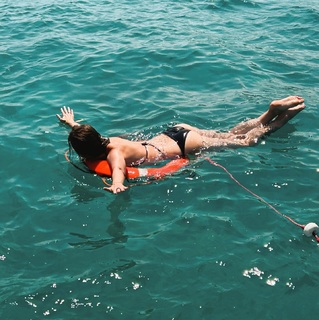 Kseniya Sobchak feet photo thumbnail